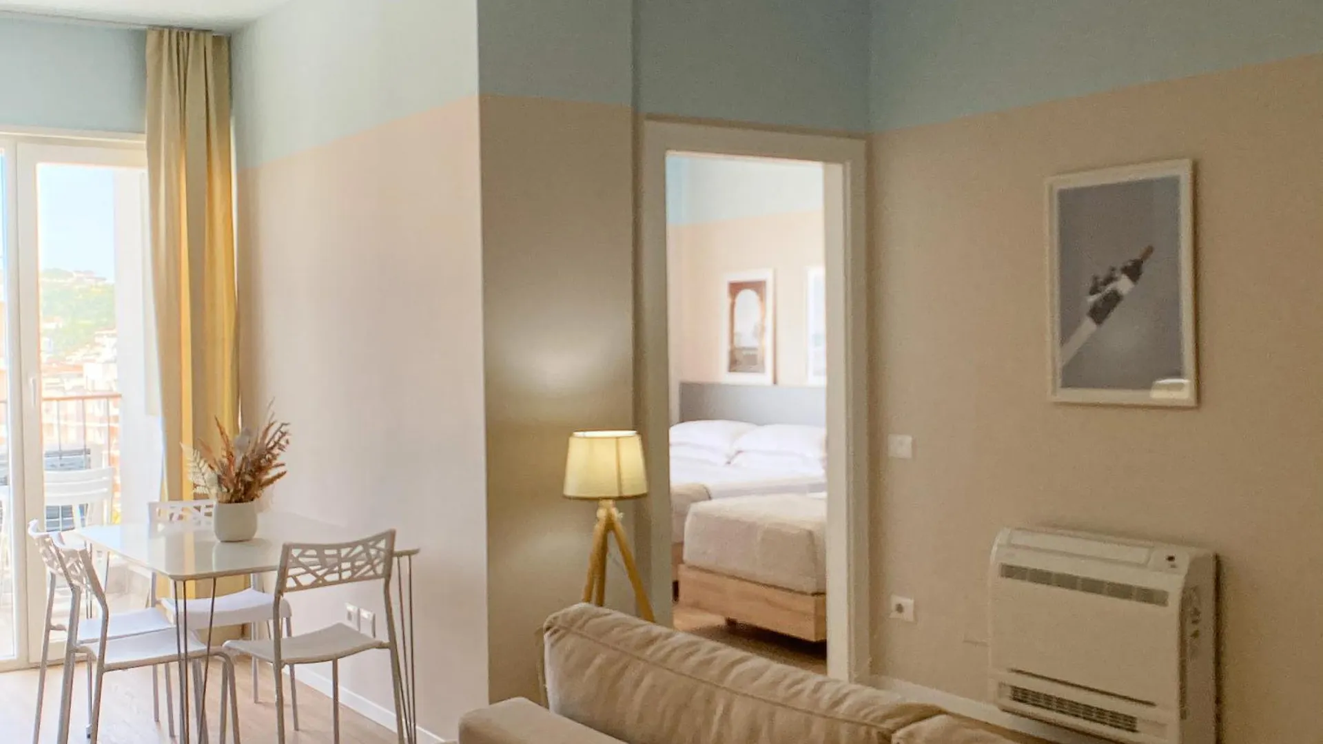 Home By The Sea - Golem Apartment